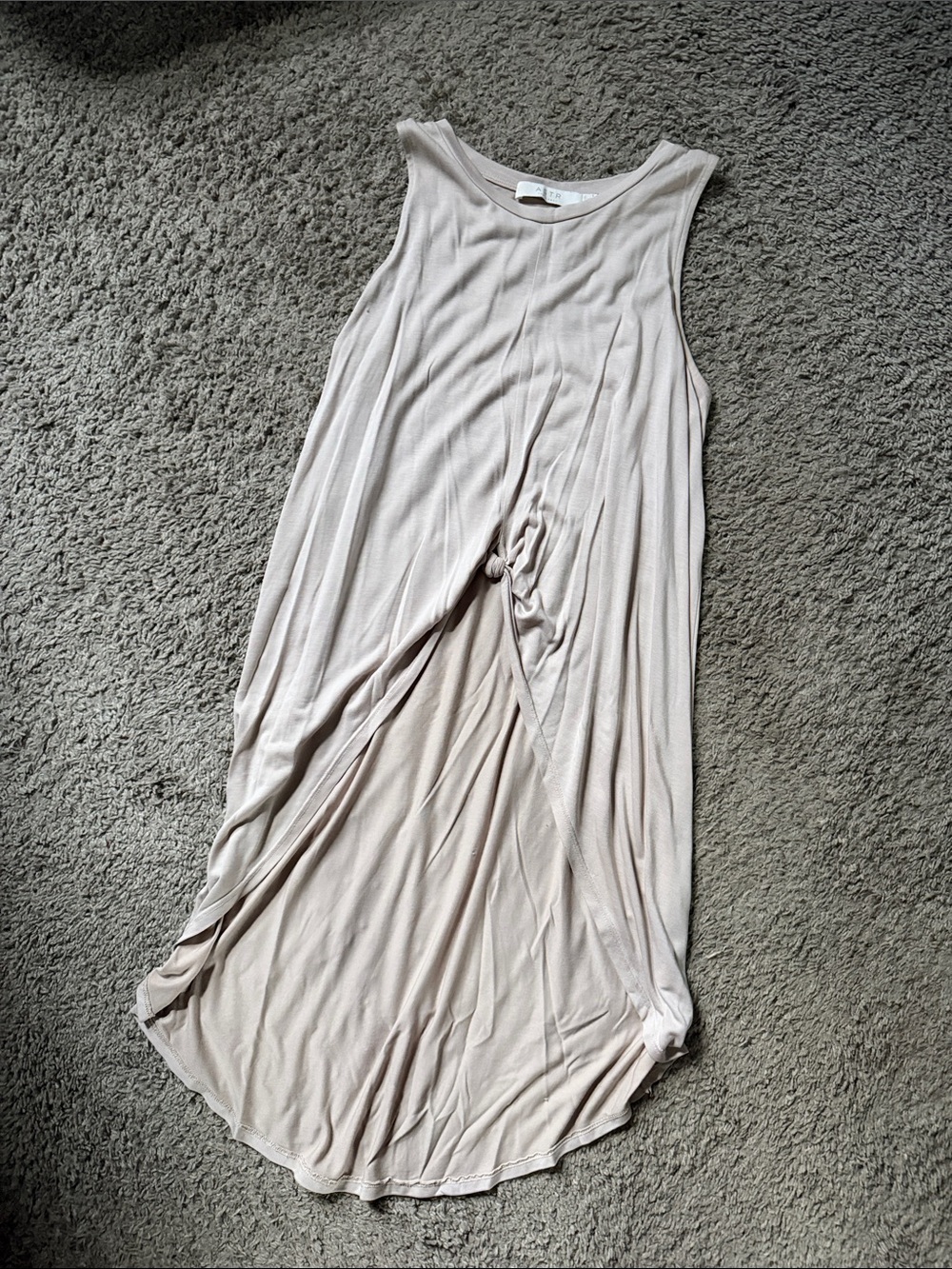 Astr Cream Twist-Front high low Tank top